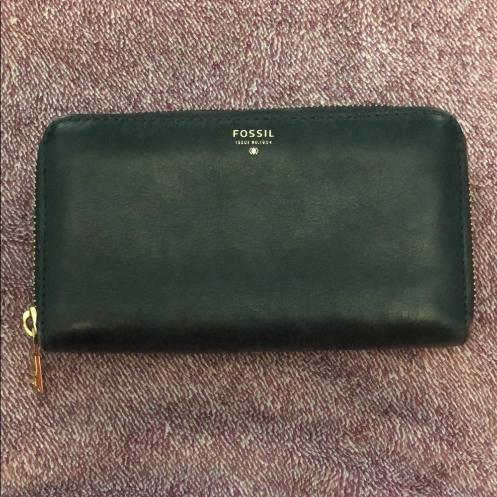 Fossil Zip Up Wallet